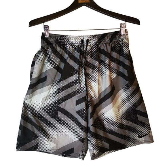 Nike Swim Trunks Shorts Men's Size Large‎ INSEAM 8 Black, Gray - Picture 1 of 8